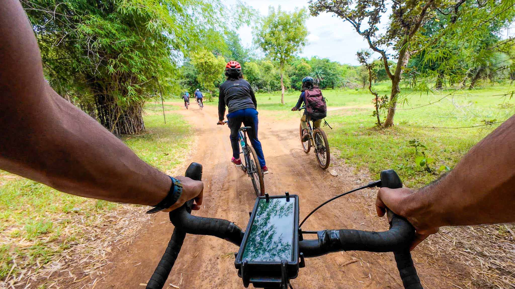 Pedal away out of the city to the scenic biosphere of the Hesaraghatta Lake. Get a feel of the tarmac, gravel, and dirt roads along this 25-30km ride designed for beginners. Ride through breathtaking grasslands and scenic country roads making a delicious breakfast stop en route. Geared bike included. 